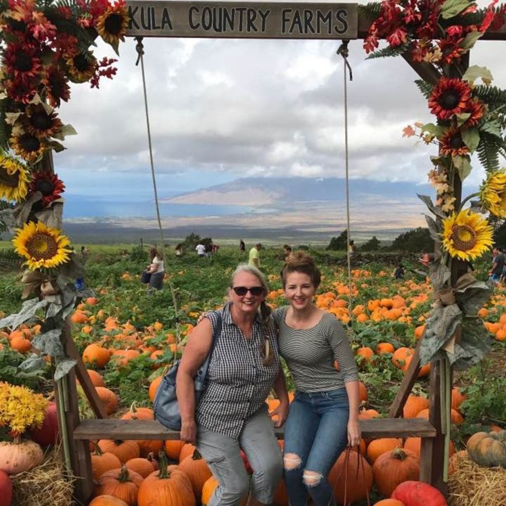 Meet your Posher, Britni tyne